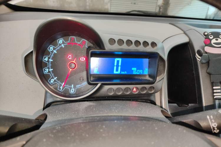 Used Chevrolet Aveo Sonic 2011 Sedan 1.4L MT SL Instrument Cluster