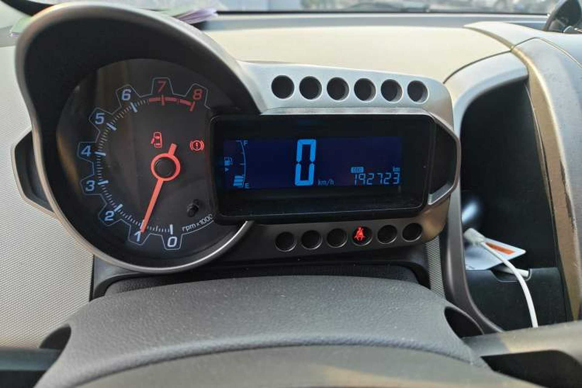 Used Chevrolet Aveo Sonic 2011 Sedan 1.4L MT SL Instrument Cluster