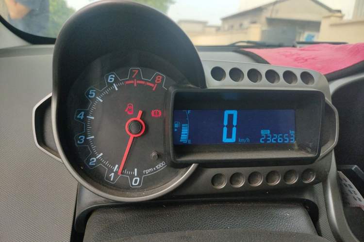 Used Chevrolet Aveo Sonic 2011 Sedan 1.4L MT SL Instrument Cluster