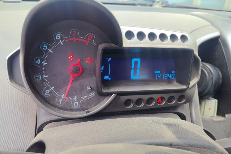Used Chevrolet Aveo Sonic 2011 Sedan 1.4L MT SL Instrument Cluster