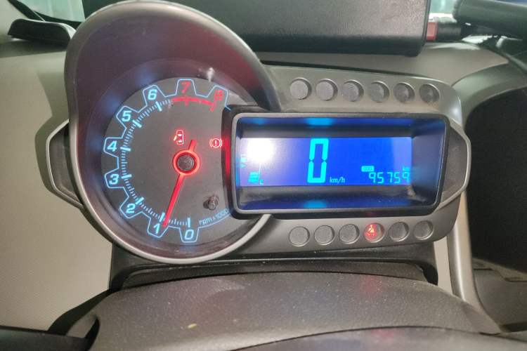 Used Chevrolet Aveo Sonic 2011 Sedan 1.4L MT SL Instrument Cluster