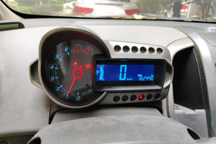 Used Chevrolet Aveo Sonic 2011 Sedan 1.4L MT SL Instrument Cluster