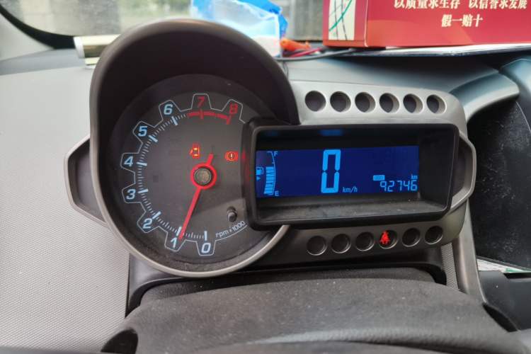 Used Chevrolet Aveo Sonic 2011 Sedan 1.4L Manual Transmission SE Instrument Cluster