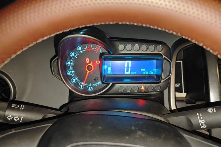 Used Chevrolet Aveo Sonic 2011 Sedan 1.4L MT SL Instrument Cluster