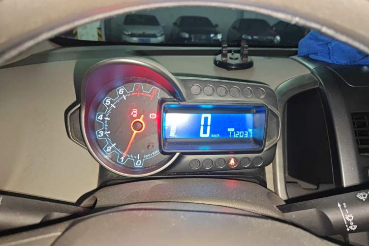 Used Chevrolet Aveo Sonic 2011 Sedan 1.4L MT SL Instrument Cluster