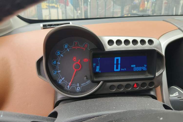 Used Chevrolet Aveo Sonic 2011 Sedan 1.4L MT SL Instrument Cluster