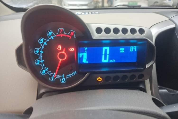 Used Chevrolet Aveo Sonic 2011 Sedan 1.4L MT SL Instrument Cluster