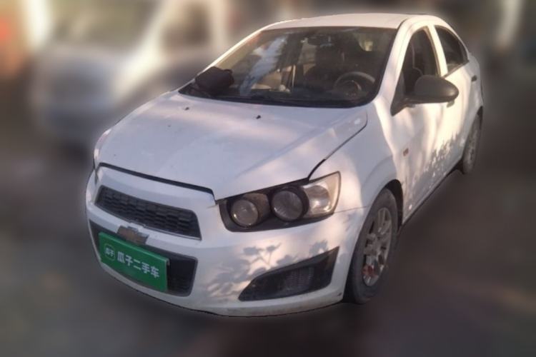 Used Chevrolet Aveo Sonic 2011 Sedan 1.4L MT SL Guazi used car, China used car export, Used car for sale, Used  cars, Cheapest cars for sale