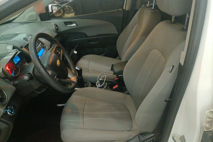 Used Chevrolet Aveo Sonic 2011 Sedan 1.4L Manual Transmission SE Left Front Seat