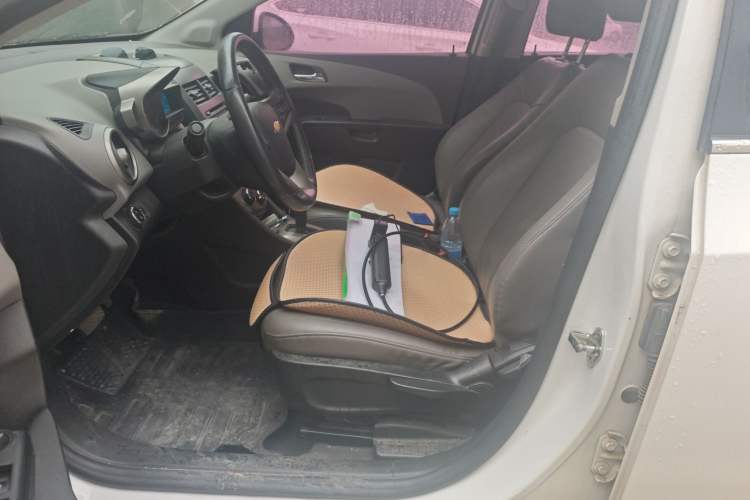 Used Chevrolet Aveo Sonic 2011 Sedan 1.6L Automatic SX Left Front Seat