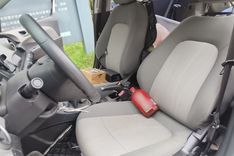Used Chevrolet Aveo Sonic 2011 Sedan 1.4L Manual Transmission SE Left Front Seat