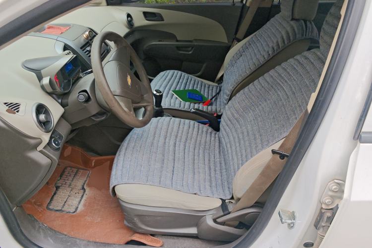 Used Chevrolet Aveo Sonic 2011 Sedan 1.4L MT SL Left Front Seat
