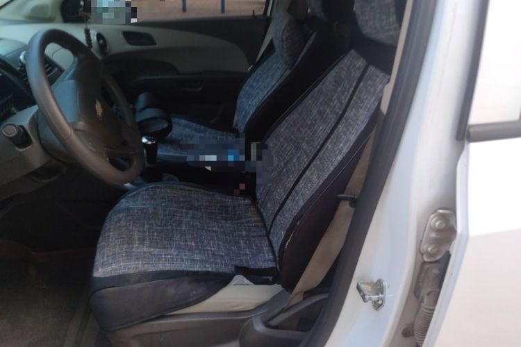 Used Chevrolet Aveo Sonic 2011 Sedan 1.4L MT SL Left Front Seat