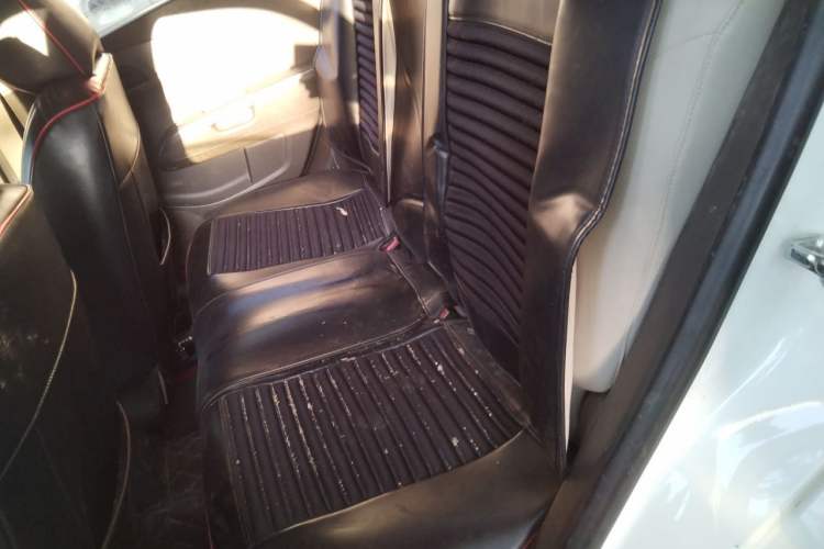 Used Chevrolet Aveo Sonic 2011 Sedan 1.4L MT SL Left Rear Seat