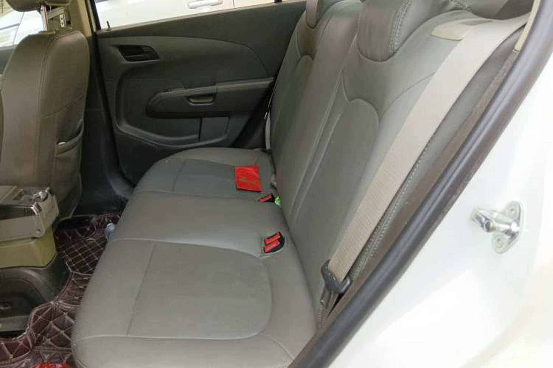 Used Chevrolet Aveo Sonic 2011 Sedan 1.4L MT SL Left Rear Seat