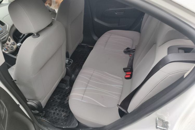 Used Chevrolet Aveo Sonic 2011 Sedan 1.4L MT SL Left Rear Seat