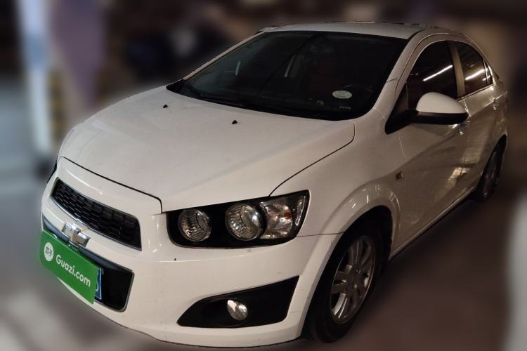Used Chevrolet Aveo Sonic 2011 Sedan 1.4L Manual Transmission SE Guazi used car, China used car export, Used car for sale, Used cars, Cheapest cars for sale