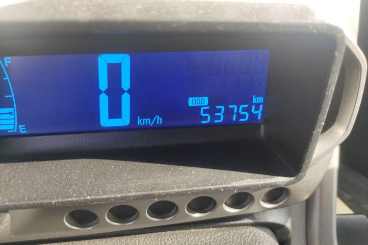 Used Chevrolet Aveo Sonic 2011 Sedan 1.4L Manual Transmission SE Odometer Close Up