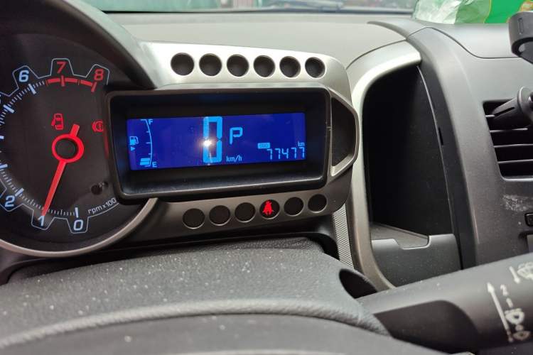 Used Chevrolet Aveo Sonic 2011 Hatchback 1.4L Automatic SE Odometer Close Up