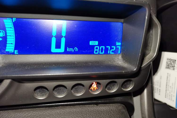 Used Chevrolet Aveo Sonic 2011 Sedan 1.4L MT SL Odometer Close Up