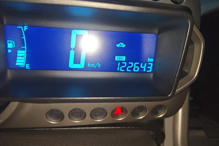 Used Chevrolet Aveo Sonic 2011 Hatchback 1.4L MT SL Odometer Close Up