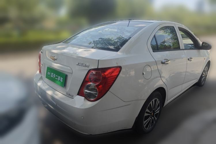 Used Chevrolet Aveo Sonic 2011 Sedan 1.4L MT SL Rear Right 45 Deg