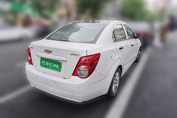 Used Chevrolet Aveo Sonic 2011 Sedan 1.4L MT SL Rear Right 45 Deg