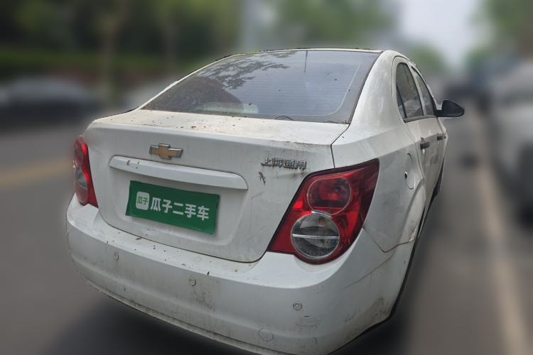 Used Chevrolet Aveo Sonic 2011 Sedan 1.4L MT SL Rear Right 45 Deg