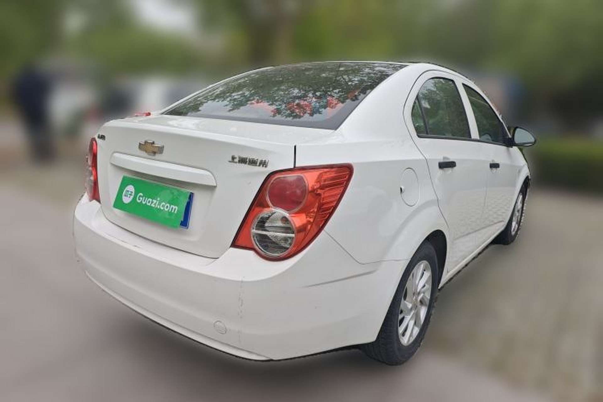 Used Chevrolet Aveo Sonic 2011 Sedan 1.4L MT SL Rear Right 45 Deg