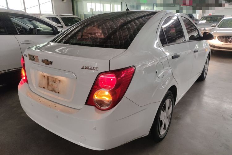 Used Chevrolet Aveo Sonic 2011 Sedan 1.4L MT SL Rear Right 45 Deg