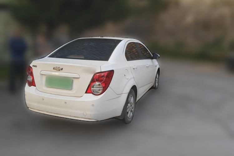 Used Chevrolet Aveo Sonic 2011 Sedan 1.4L Manual Transmission SE Rear Right 45 Deg
