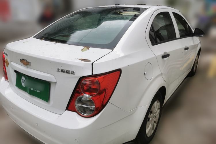 Used Chevrolet Aveo Sonic 2011 Sedan 1.4L MT SL Rear Right 45 Deg