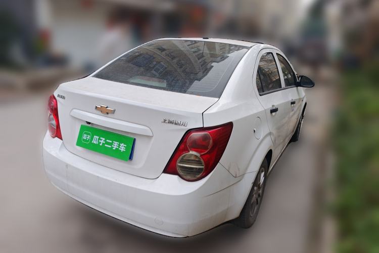 Used Chevrolet Aveo Sonic 2011 Sedan 1.4L MT SL Rear Right 45 Deg