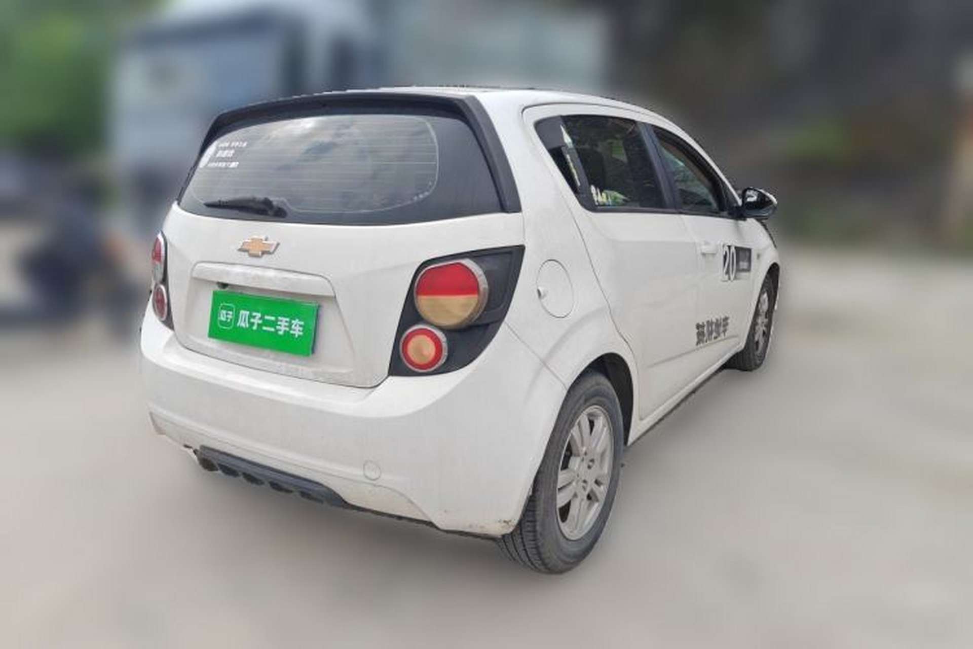 Used Chevrolet Aveo Sonic 2011 Hatchback 1.4L MT SE Rear Right 45 Deg