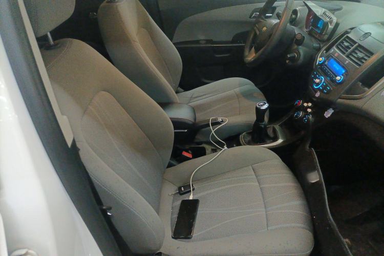 Used Chevrolet Aveo Sonic 2011 Sedan 1.4L Manual Transmission SE Right Front Seat