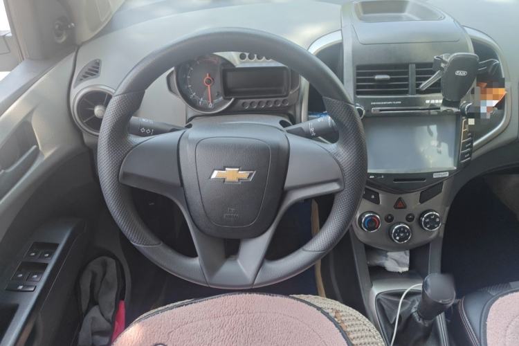 Used Chevrolet Aveo Sonic 2011 Sedan 1.4L MT SL Steering Wheel