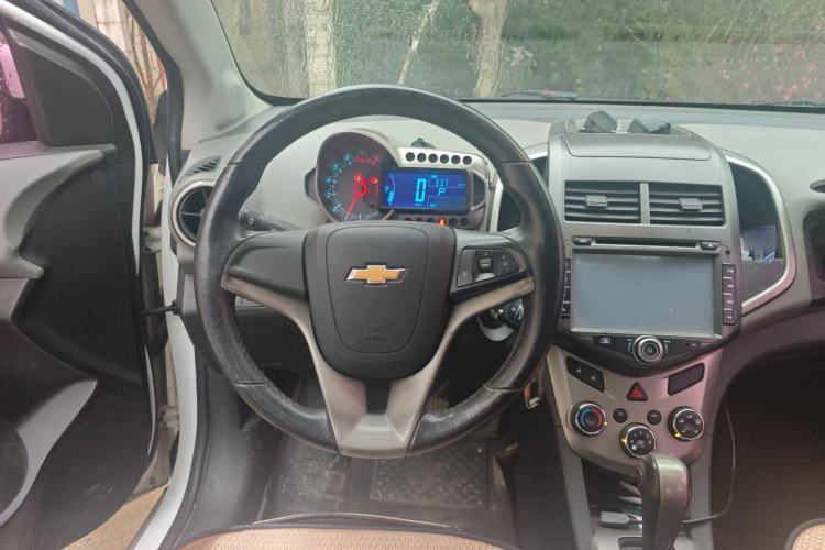 Used Chevrolet Aveo Sonic 2011 Sedan 1.6L Automatic SX Steering Wheel