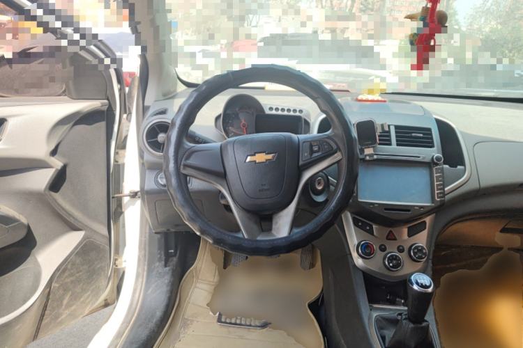 Used Chevrolet Aveo Sonic 2011 Sedan 1.4L MT SL Steering Wheel