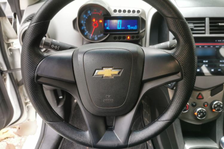 Used Chevrolet Aveo Sonic 2011 Sedan 1.4L MT SL Steering Wheel