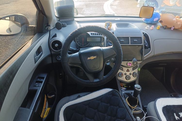 Used Chevrolet Aveo Sonic 2011 Sedan 1.4L MT SL Steering Wheel