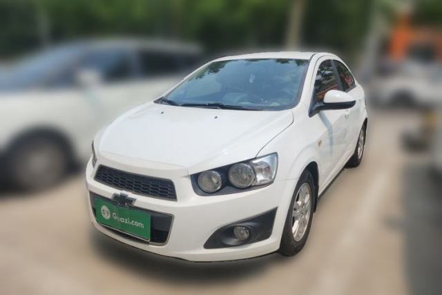 Used Chevrolet Aveo Sonic 2011 Sedan 1.4L Manual Transmission SE