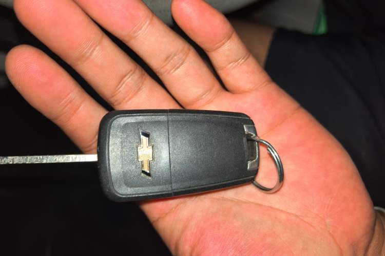 Used Chevrolet Aveo Sonic 2011 Hatchback 1.4L MT SE Vehicle Key