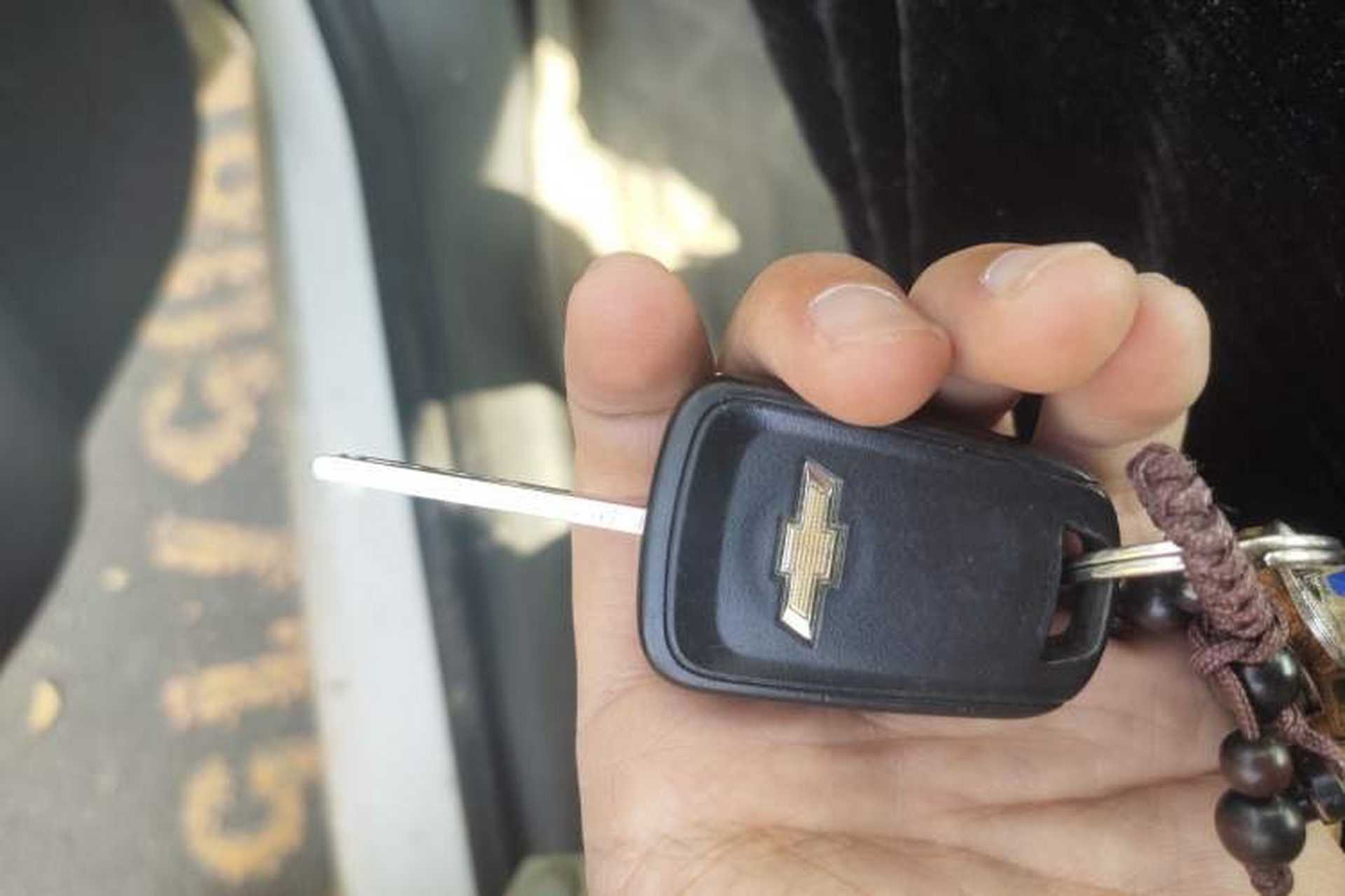 Used Chevrolet Aveo Sonic 2011 Sedan 1.4L Manual Transmission SE Vehicle Key