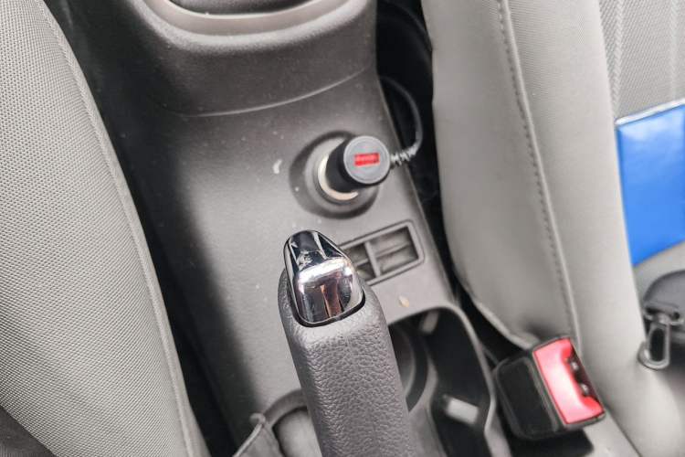 Used Chevrolet Aveo Sonic 2011 Sedan 1.4L MT SL Vehicle Key