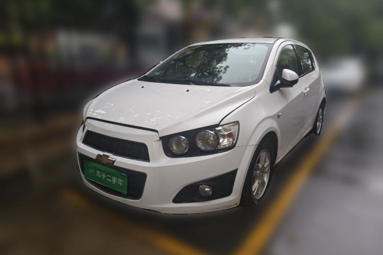 Used Chevrolet Aveo Sonic 2011 Hatchback 1.4L MT SL Guazi used car, China used car export, Used car for sale, Used  cars, Cheapest cars for sale