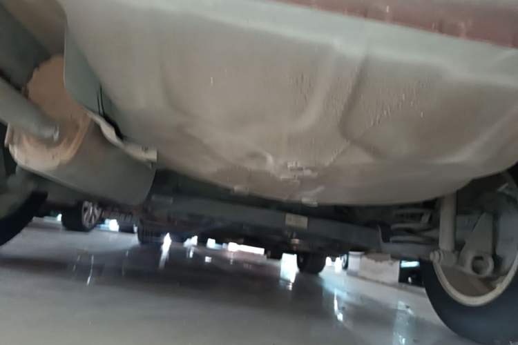 Used Chevrolet Aveo Sonic 2011 Sedan 1.4L Manual Transmission SE Chassis Rear