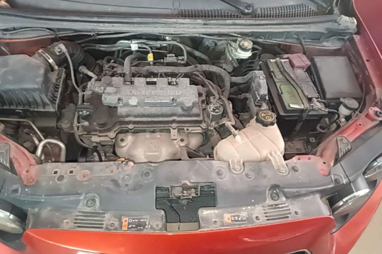 Used Chevrolet Aveo Sonic 2011 Sedan 1.4L Manual Transmission SE Engine Bay