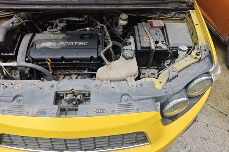 Used Chevrolet Aveo Sonic 2011 Hatchback 1.6L AT SX Engine Bay Left