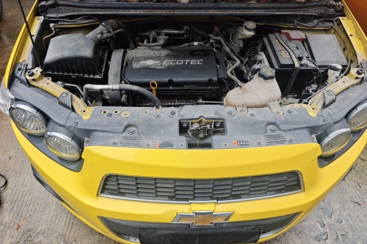 Used Chevrolet Aveo Sonic 2011 Hatchback 1.6L AT SX Engine Bay