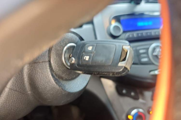 Used Chevrolet Aveo Sonic 2011 Hatchback 1.6L AT SX Vehicle Key